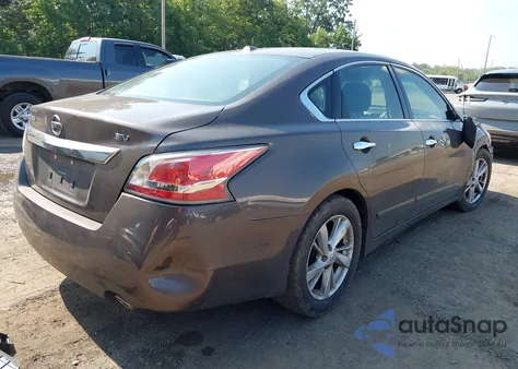 2015 Nissan Altima 2.5 Sv z USA, uszkodzony, nr VIN 1N4AL3AP0FC184507